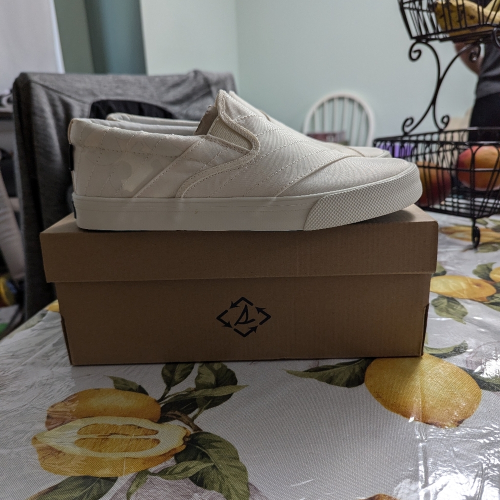 Sperry Shoes Size 7 - White